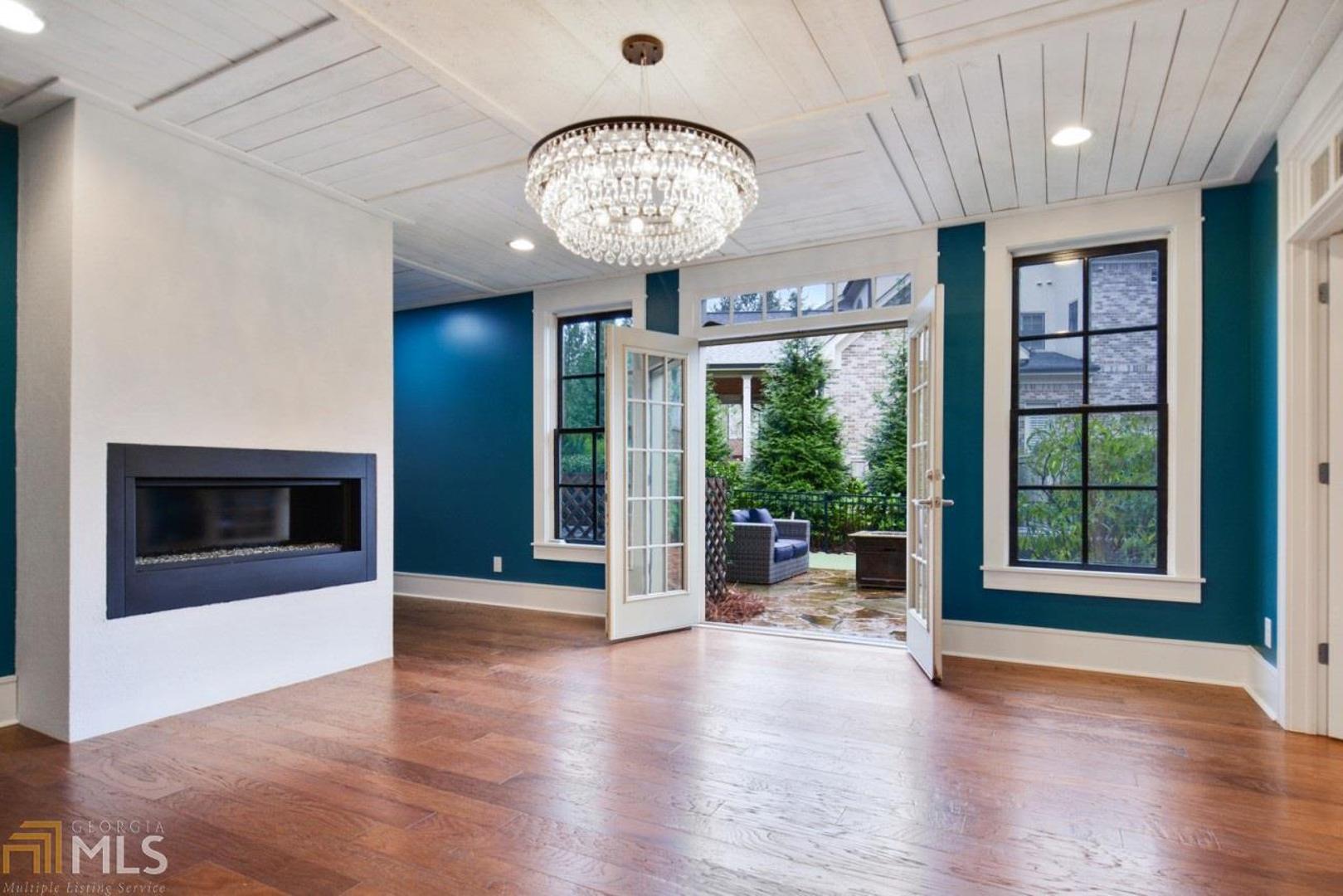 Vinings Estates - Residential