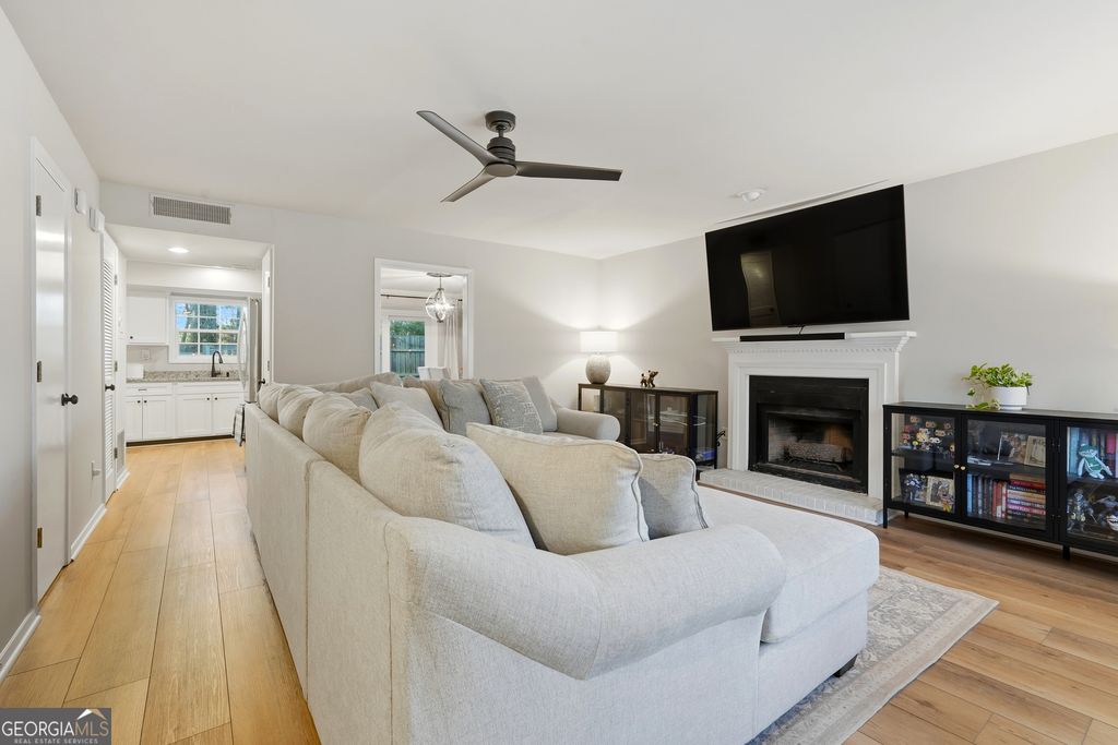 Photo of 645 Anderson Walk, Marietta, GA 30062 (MLS # 10650681)