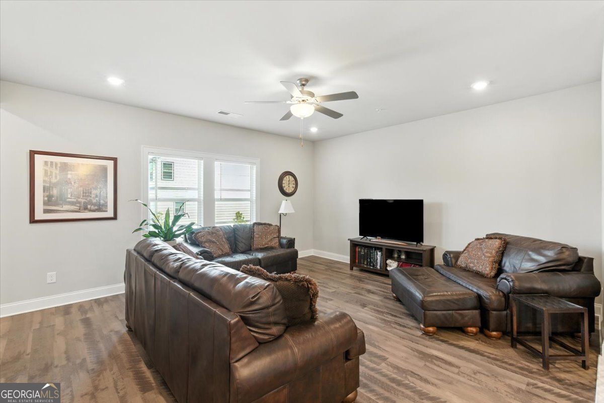 Ridgewalk Landing - Residential