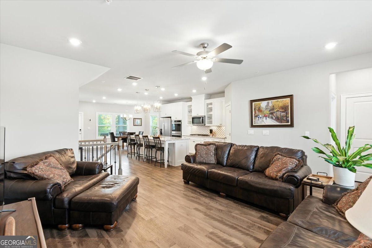 Ridgewalk Landing - Residential