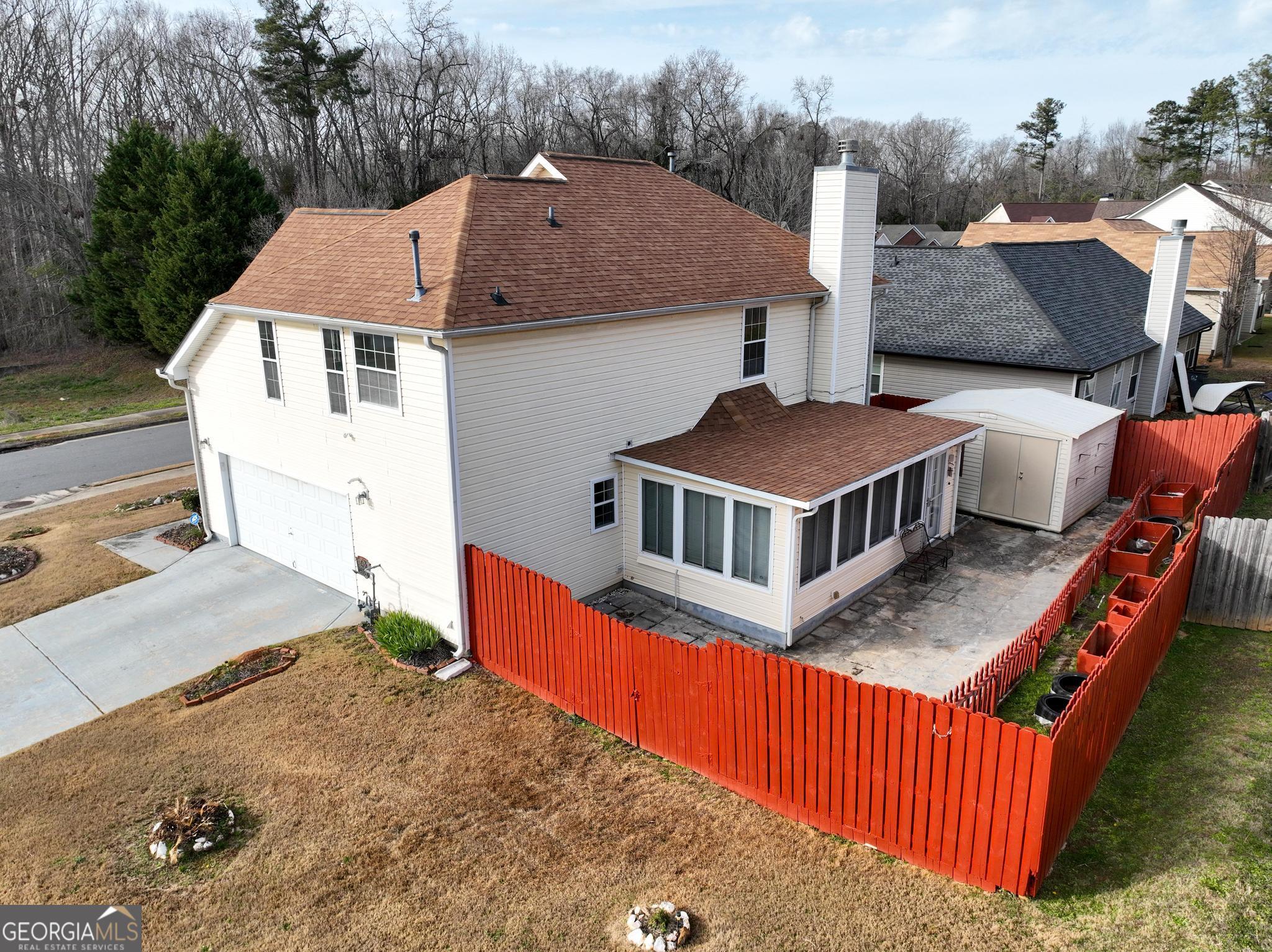 1568 Queen Elizabeth DR