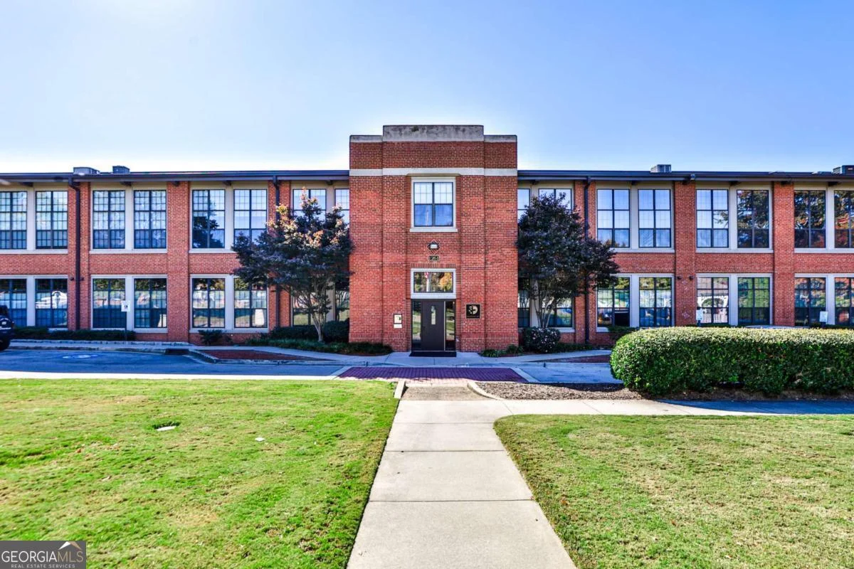 1261 Caroline Street Unit 211