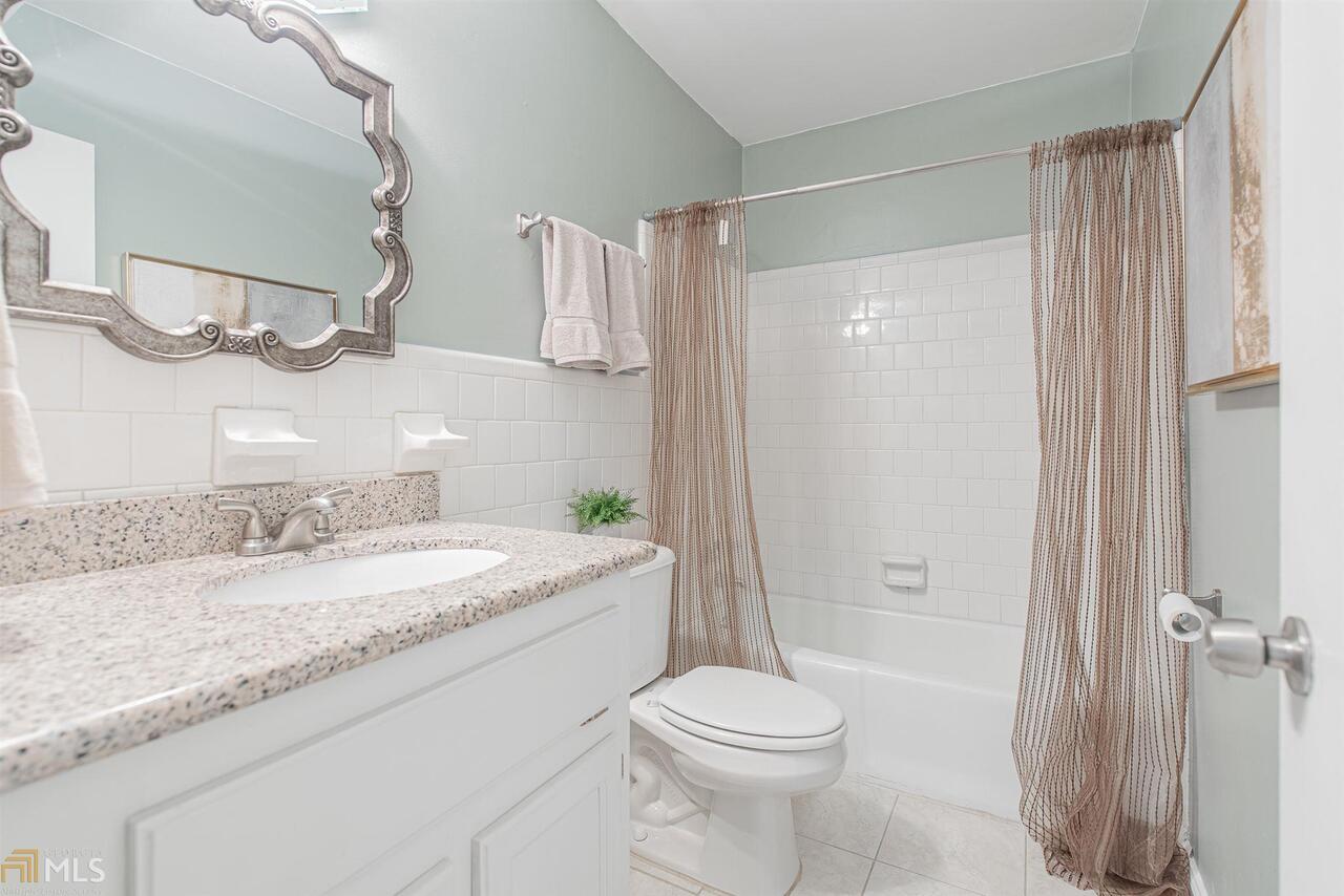 Townhomes of Sandy Springs - Residential