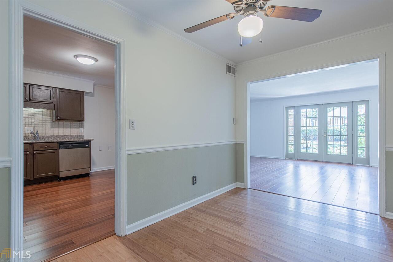 Townhomes of Sandy Springs - Residential
