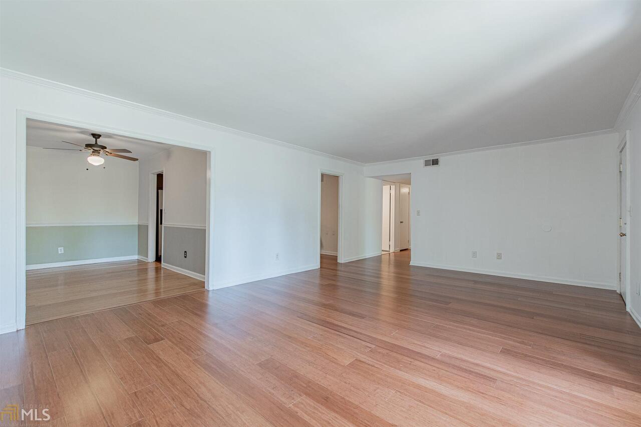 Townhomes of Sandy Springs - Residential