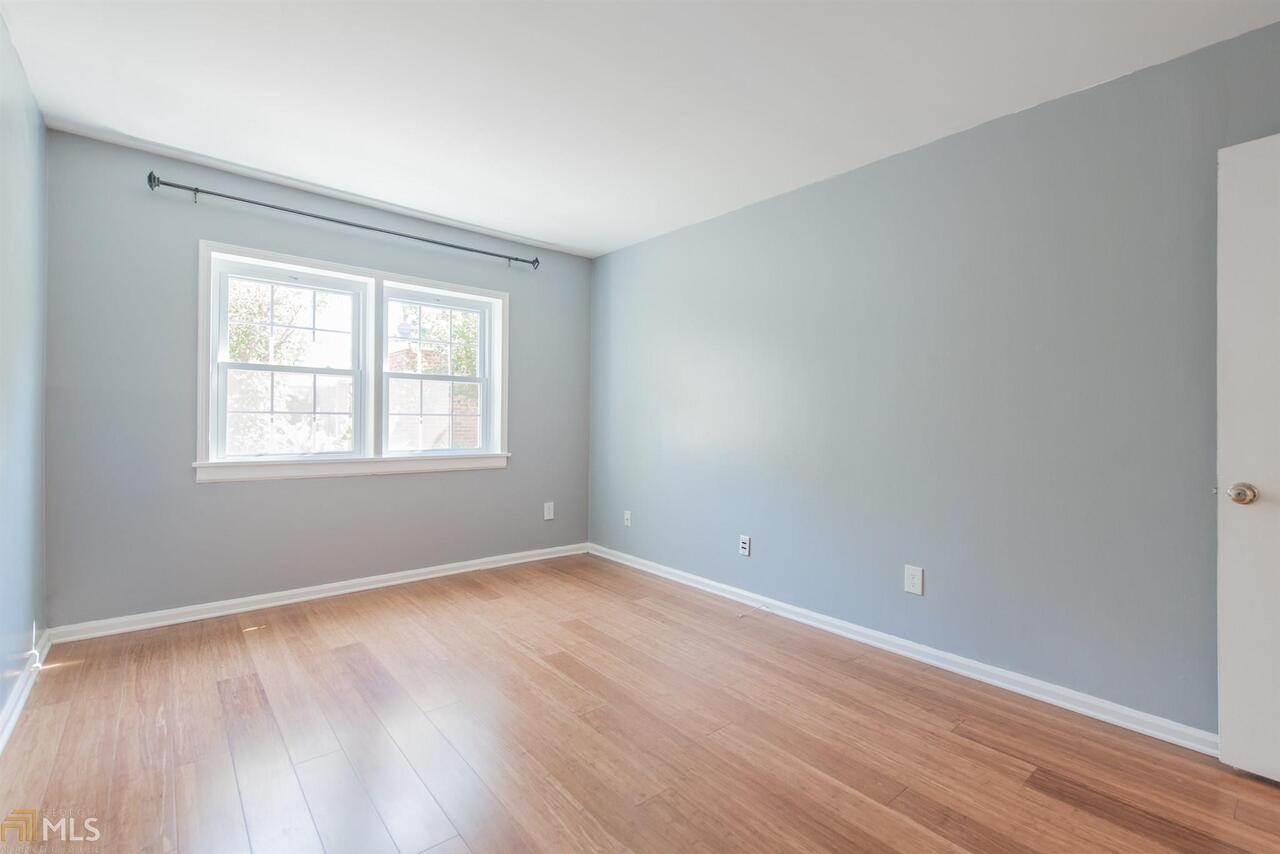 Townhomes of Sandy Springs - Residential