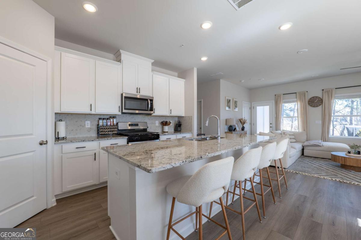 6415 Apalachee WAY SE