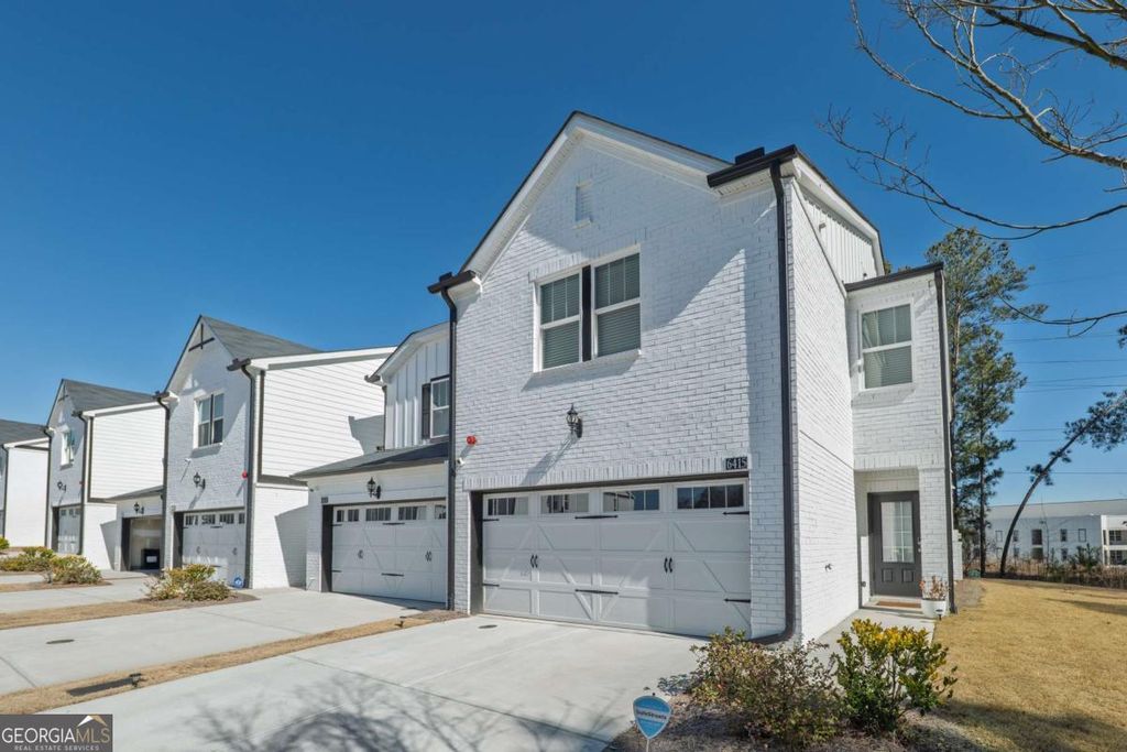 Photo of 6415 Apalachee Way SE, Smyrna, GA 30126 (MLS # 10689240)