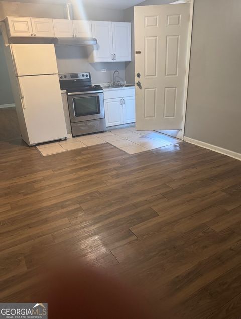 4011 English Oak DR Doraville GA 30340