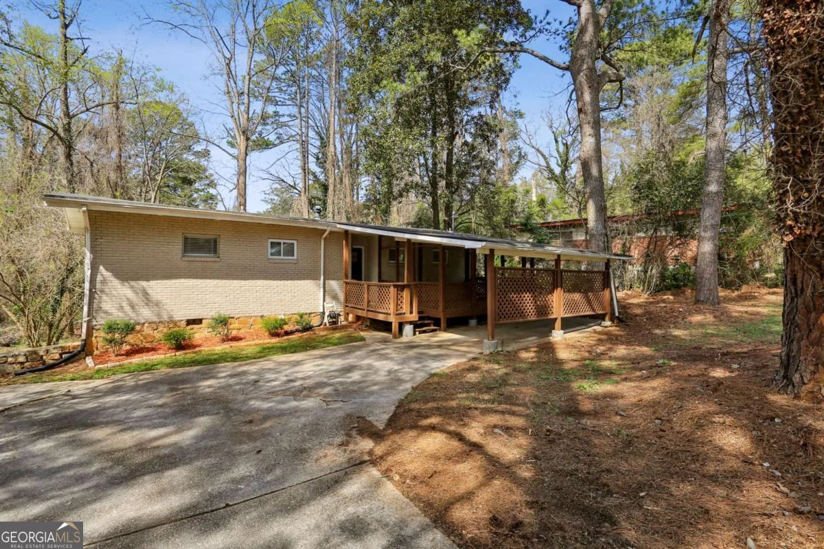 1291 Richard Road