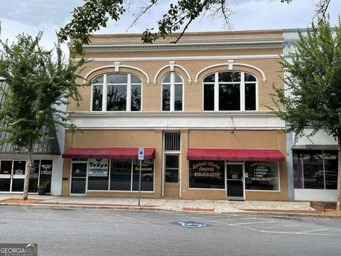 122 E Broad ST Louisville GA 30434