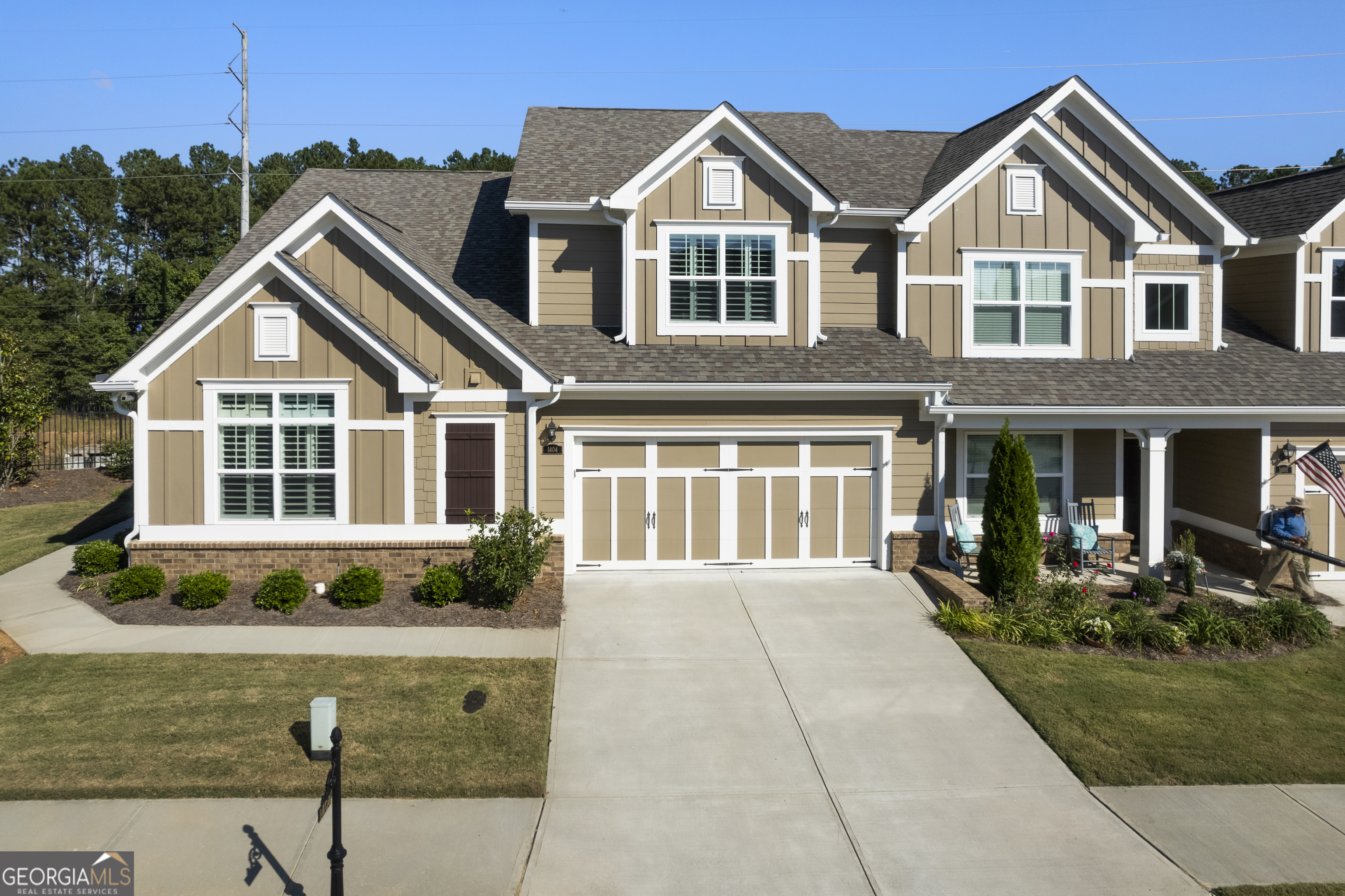 1404 LEXINGTON GREEN