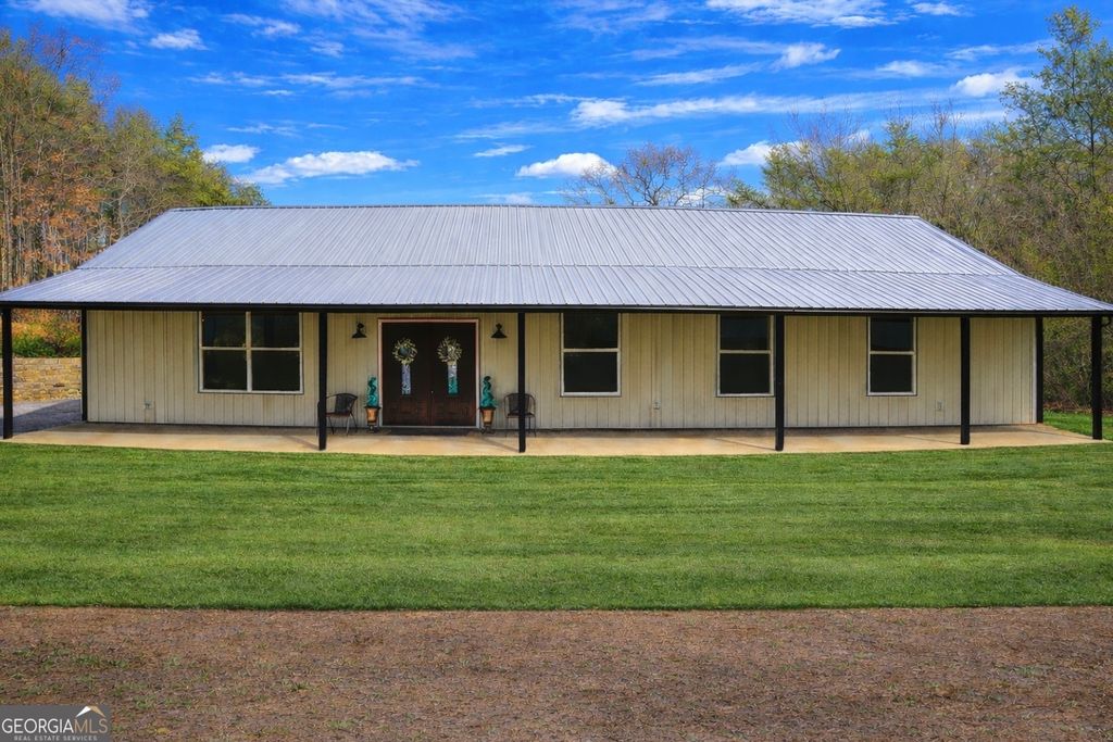 Photo of 26 Plantation Road NW, Adairsville, GA 30103 (MLS # 10680934)