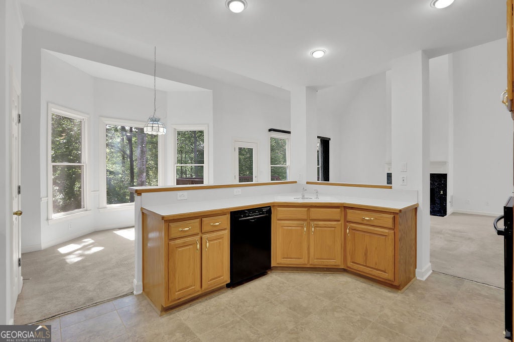 3760 Colonial TRL SW