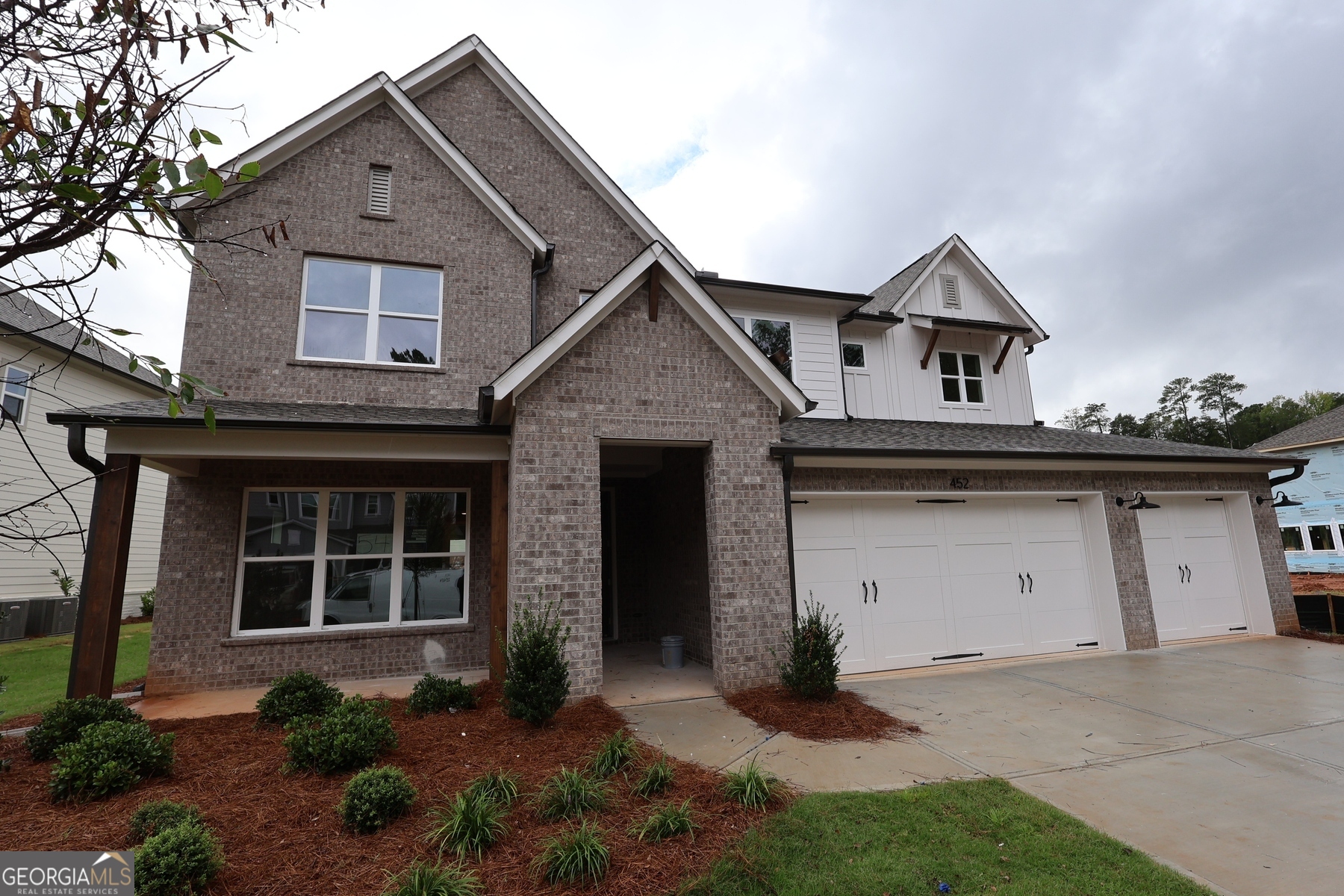 452 Maypop LN
