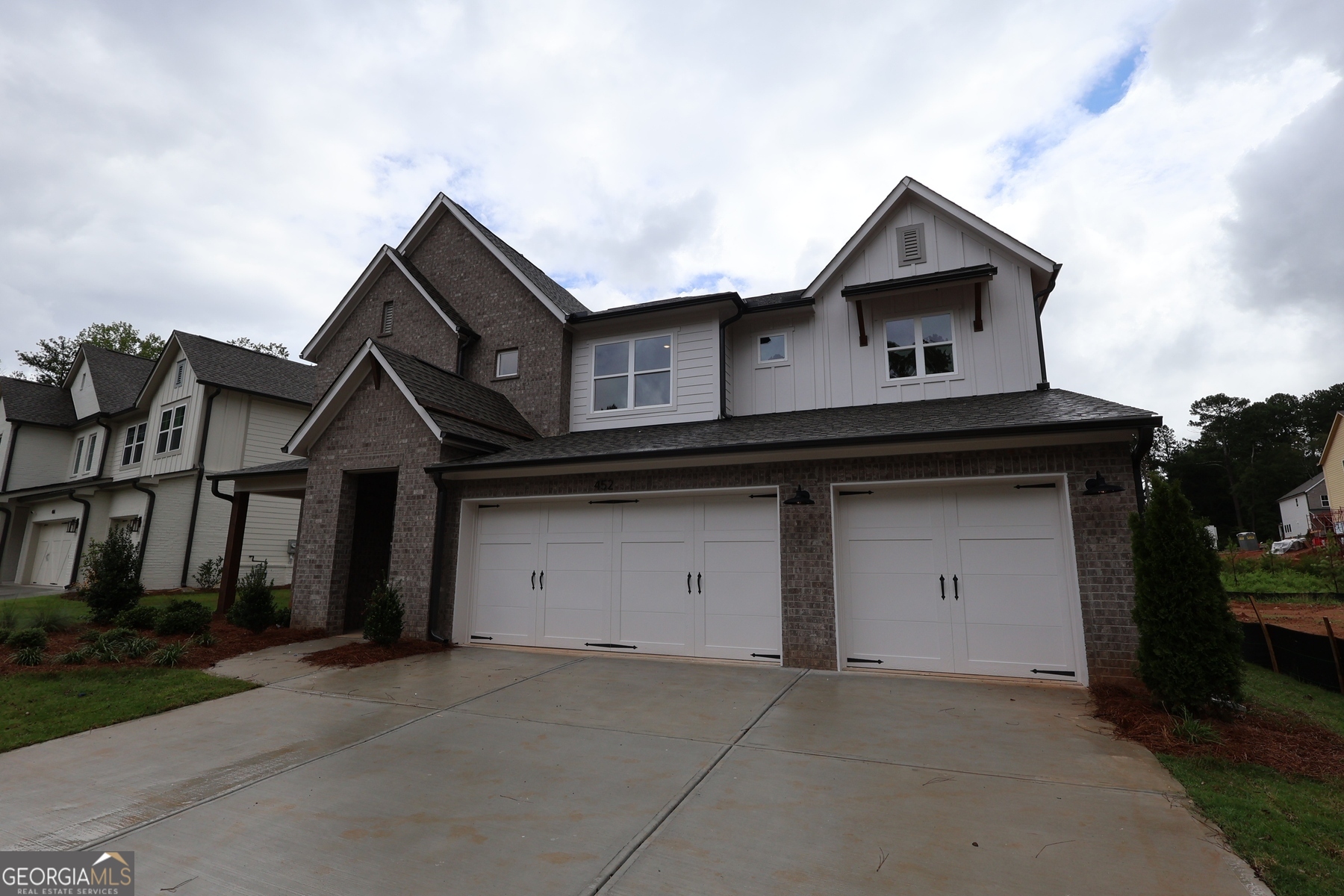 452 Maypop LN