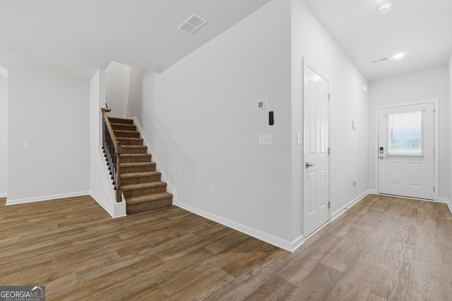 3668 PARKWAY JAMES DR