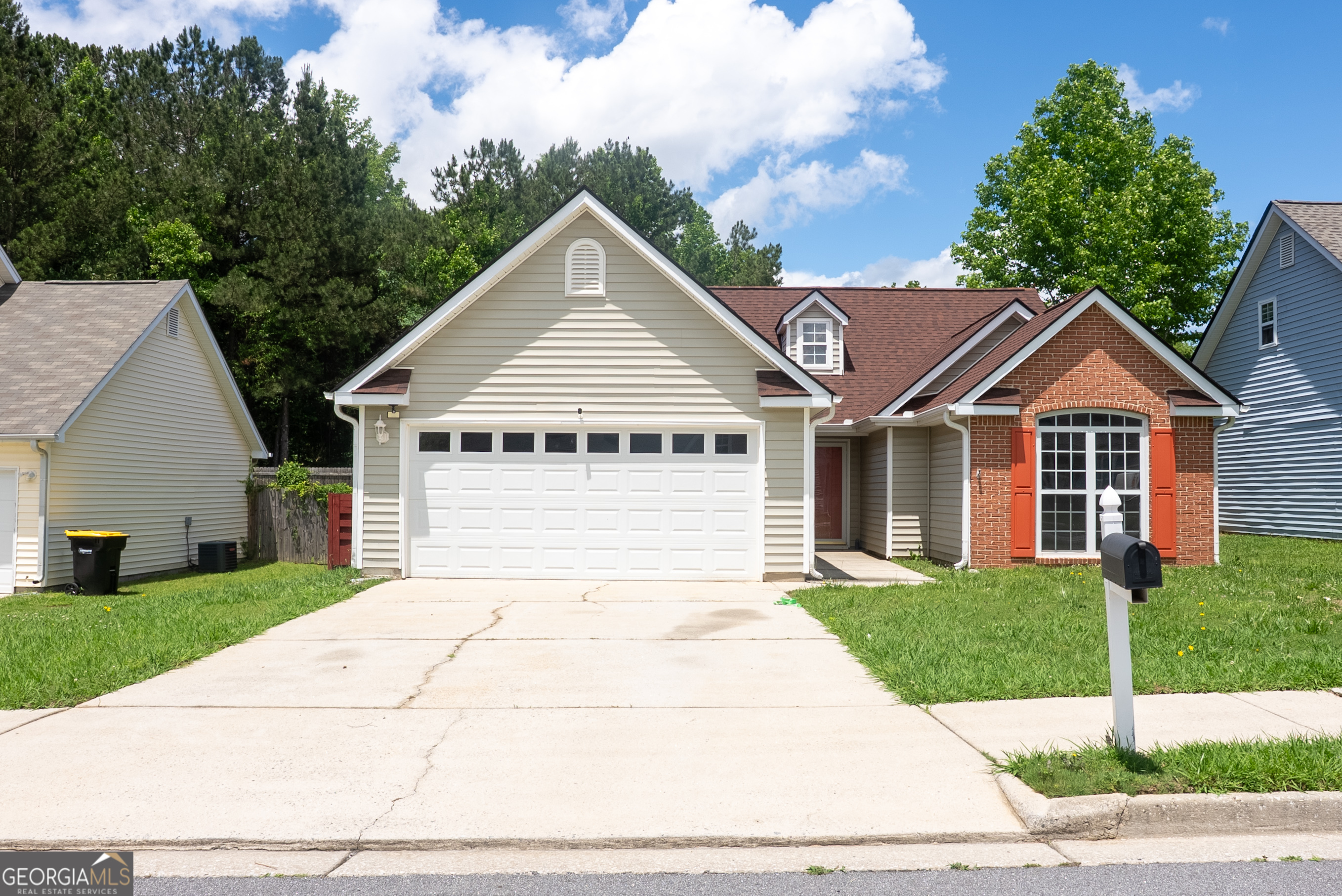 Listing image 2