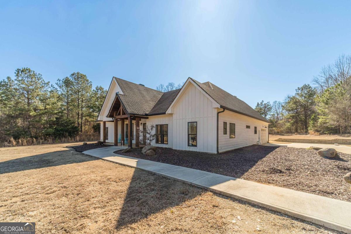 5304 S Apple Valley RD