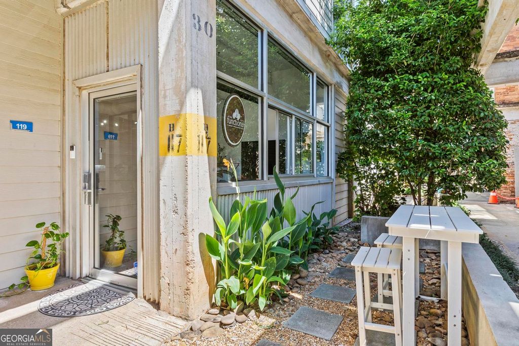 Photo of 659 Auburn Avenue NE #119, Atlanta, GA 30312 (MLS # 10787953)