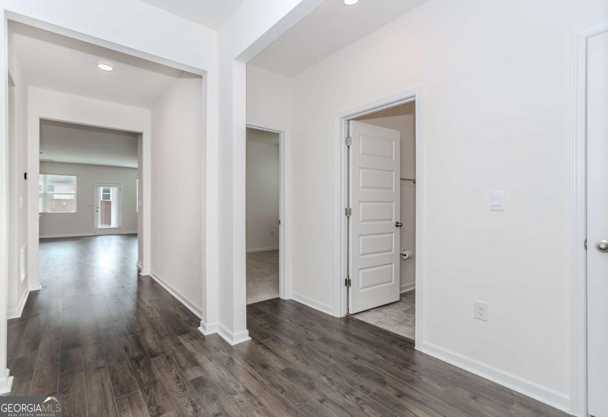 977 Daurian DR