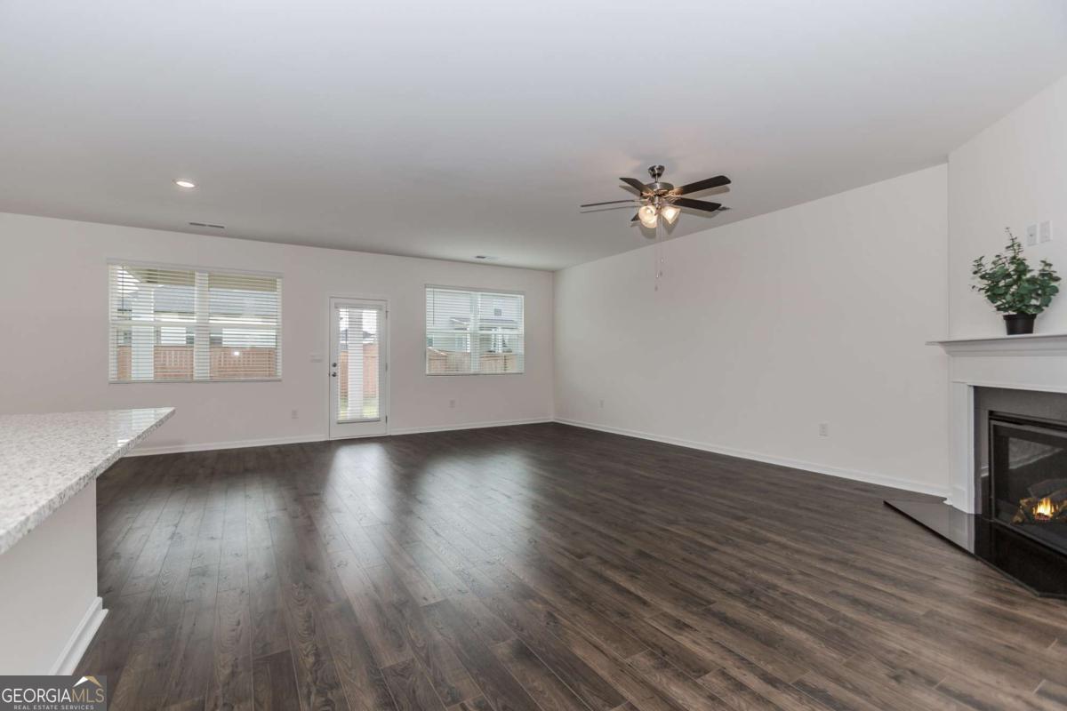 977 Daurian DR