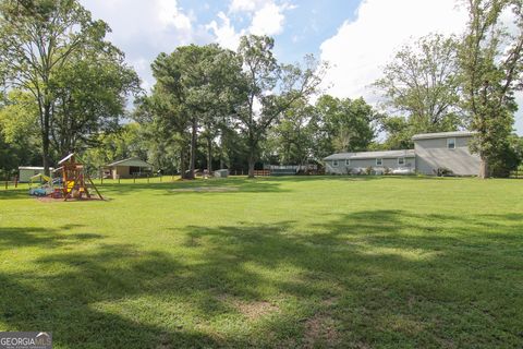 A home in Roberta