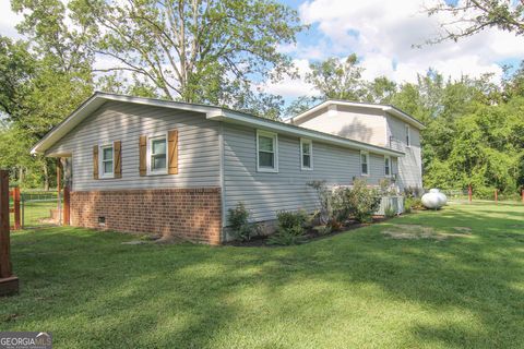 A home in Roberta