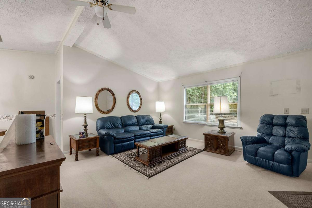 40 Sherwood LOOP