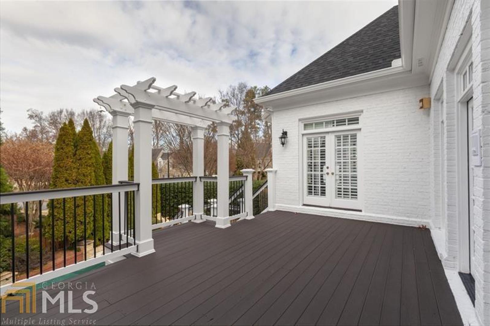 Boulevard On Woodlawn - Residential