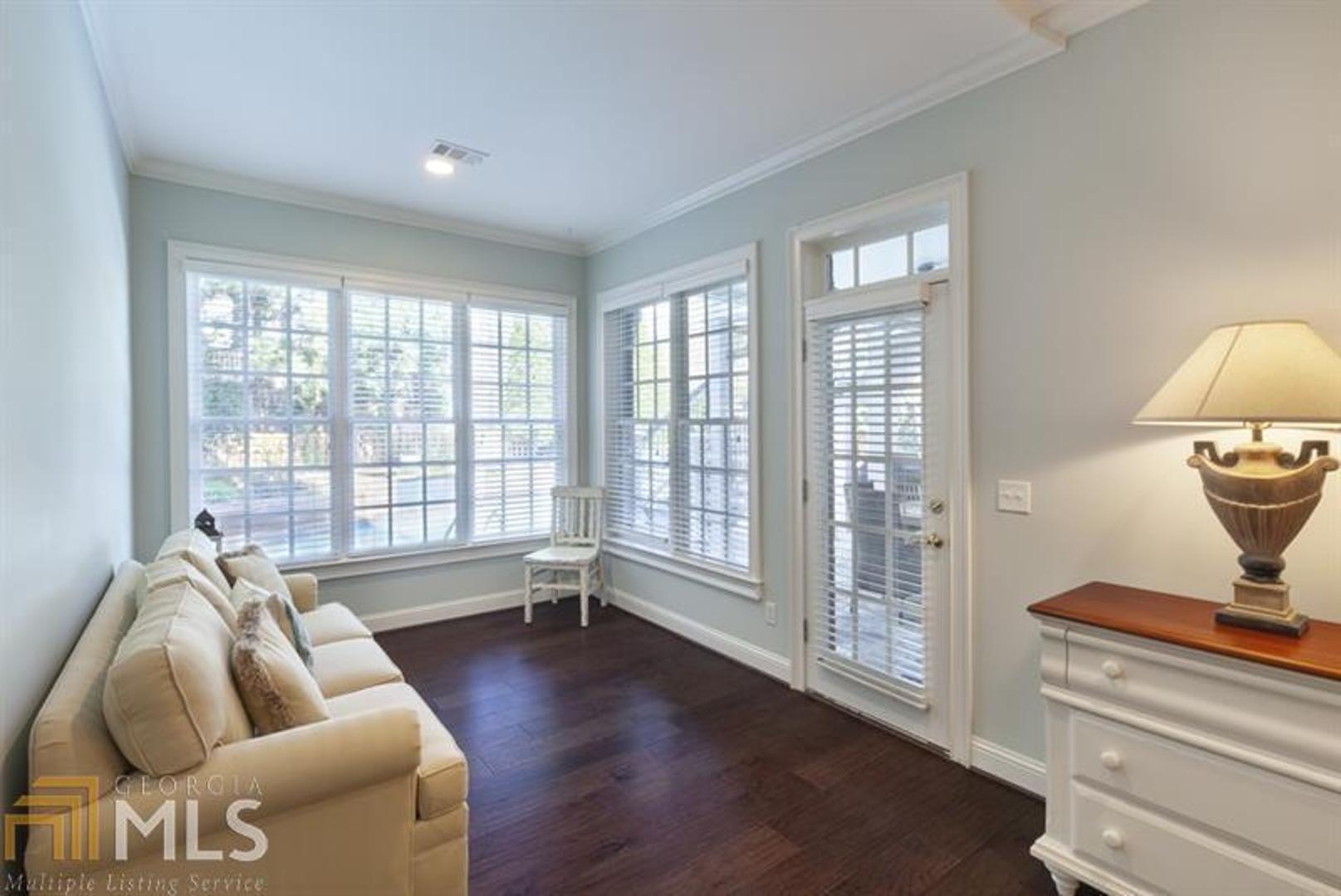 Boulevard On Woodlawn - Residential