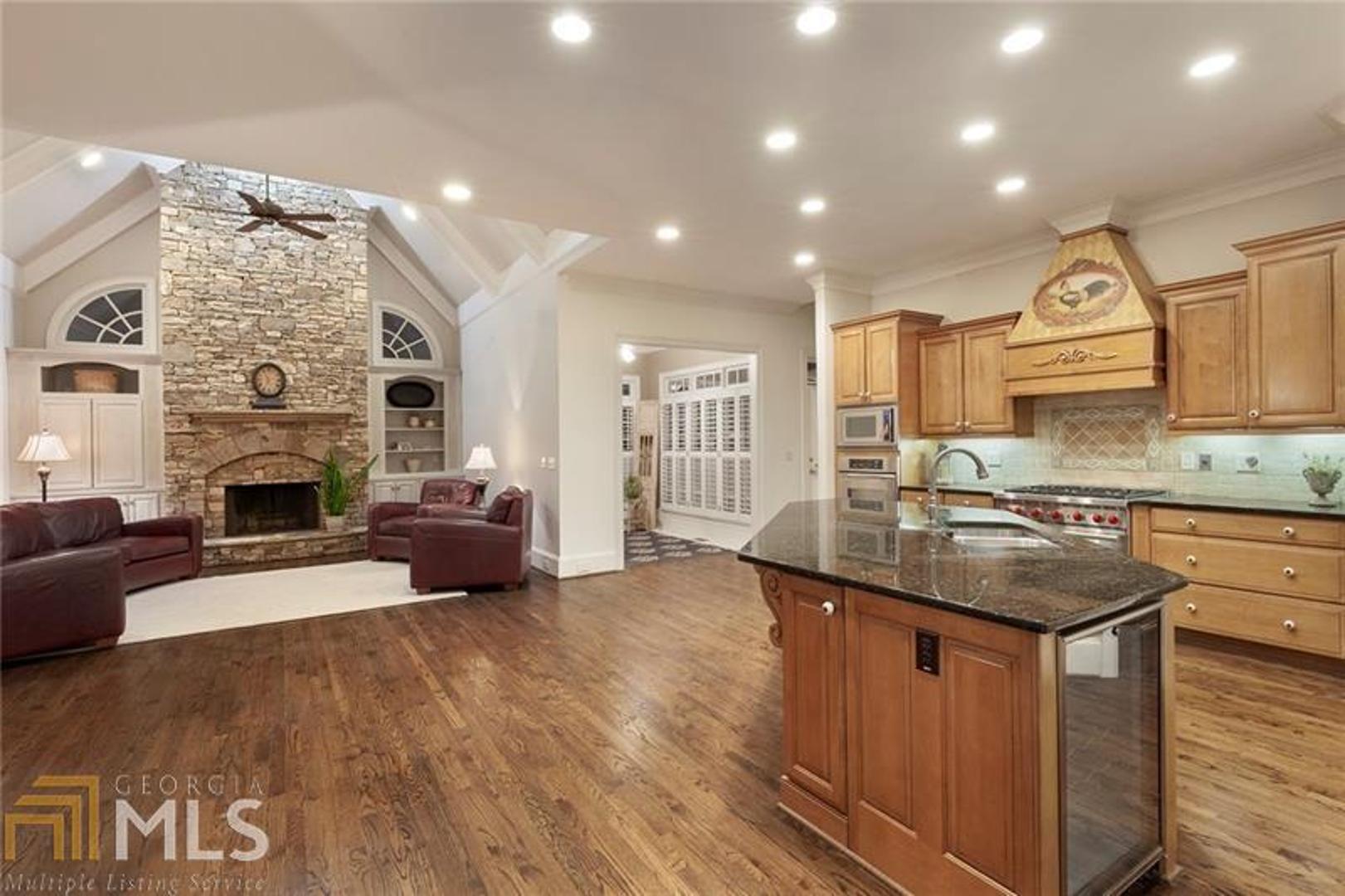 Boulevard On Woodlawn - Residential
