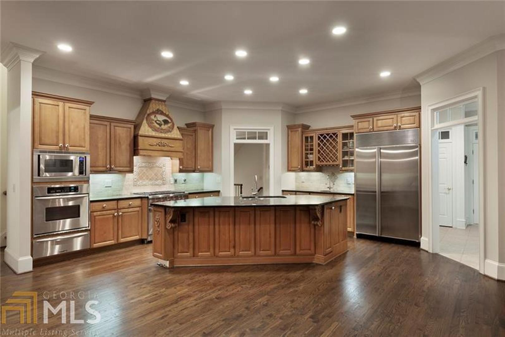 Boulevard On Woodlawn - Residential