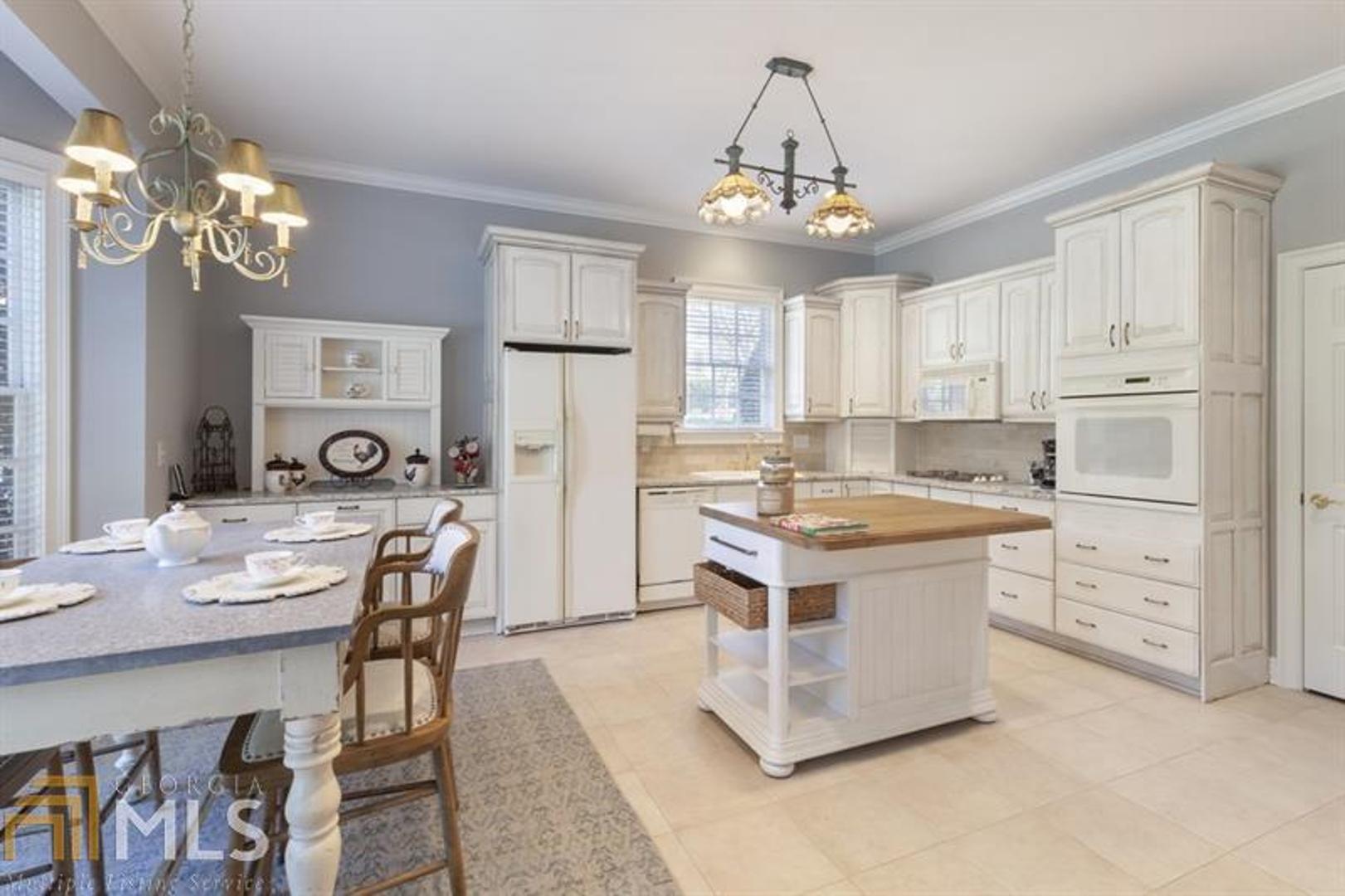 Boulevard On Woodlawn - Residential