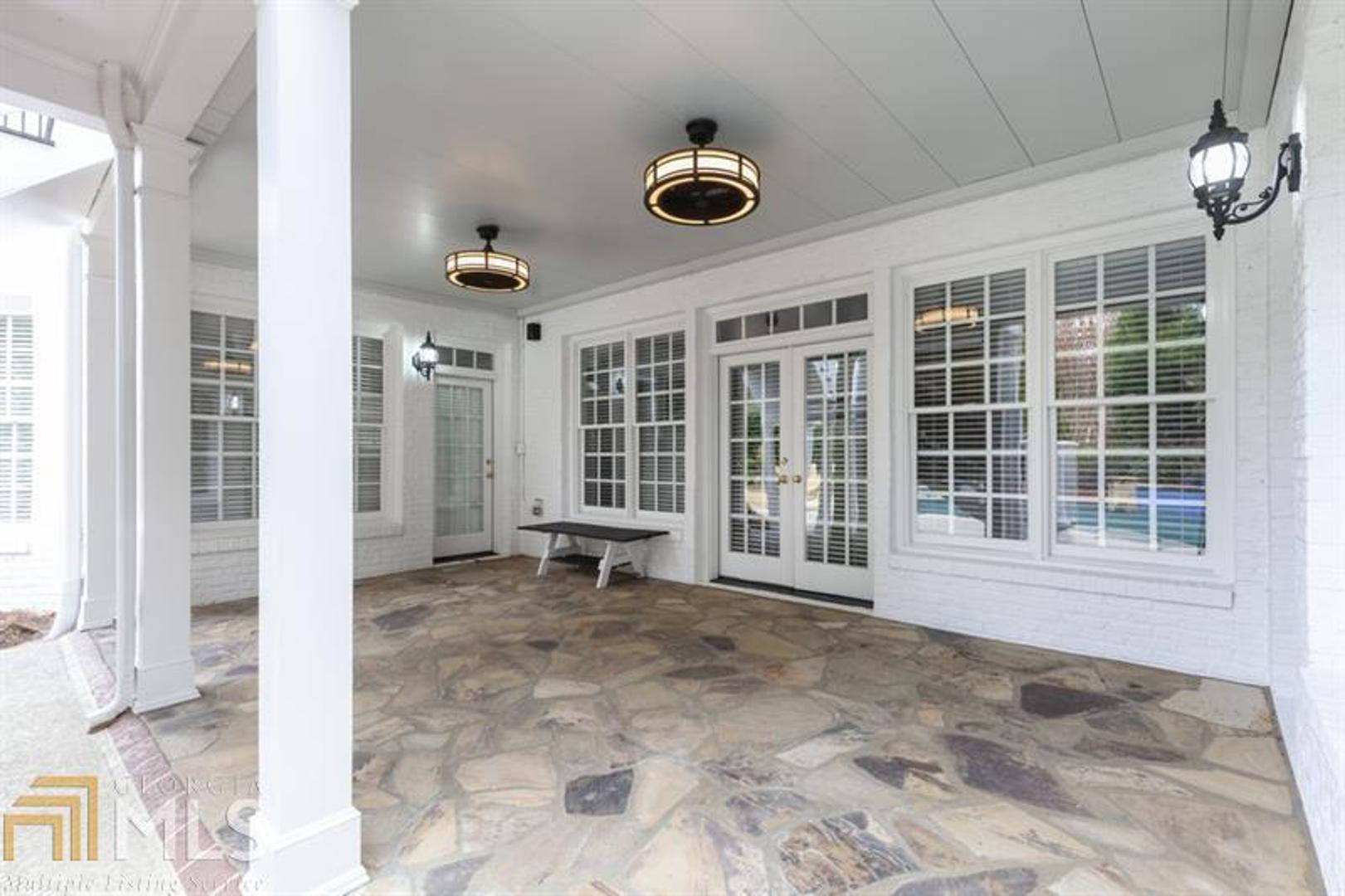 Boulevard On Woodlawn - Residential