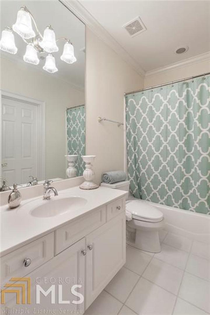 Boulevard On Woodlawn - Residential