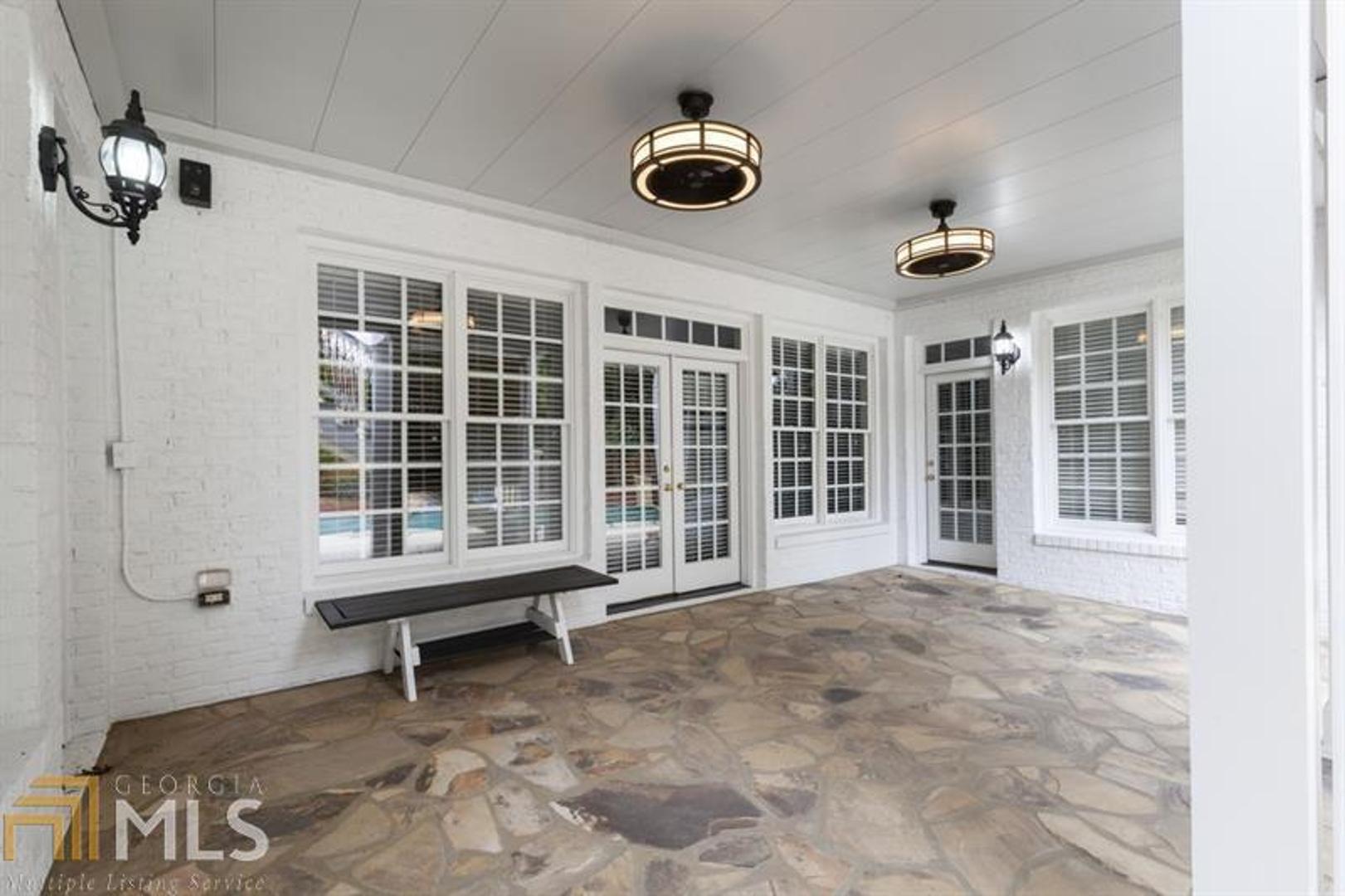 Boulevard On Woodlawn - Residential