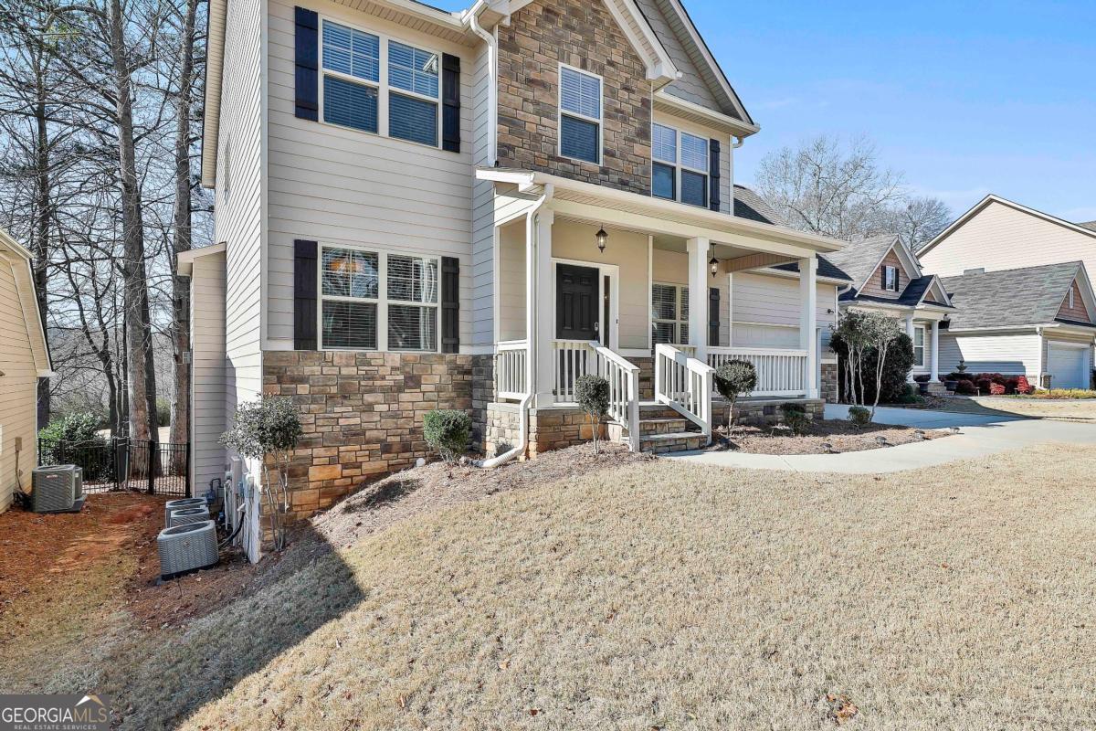 74 Greenview DR