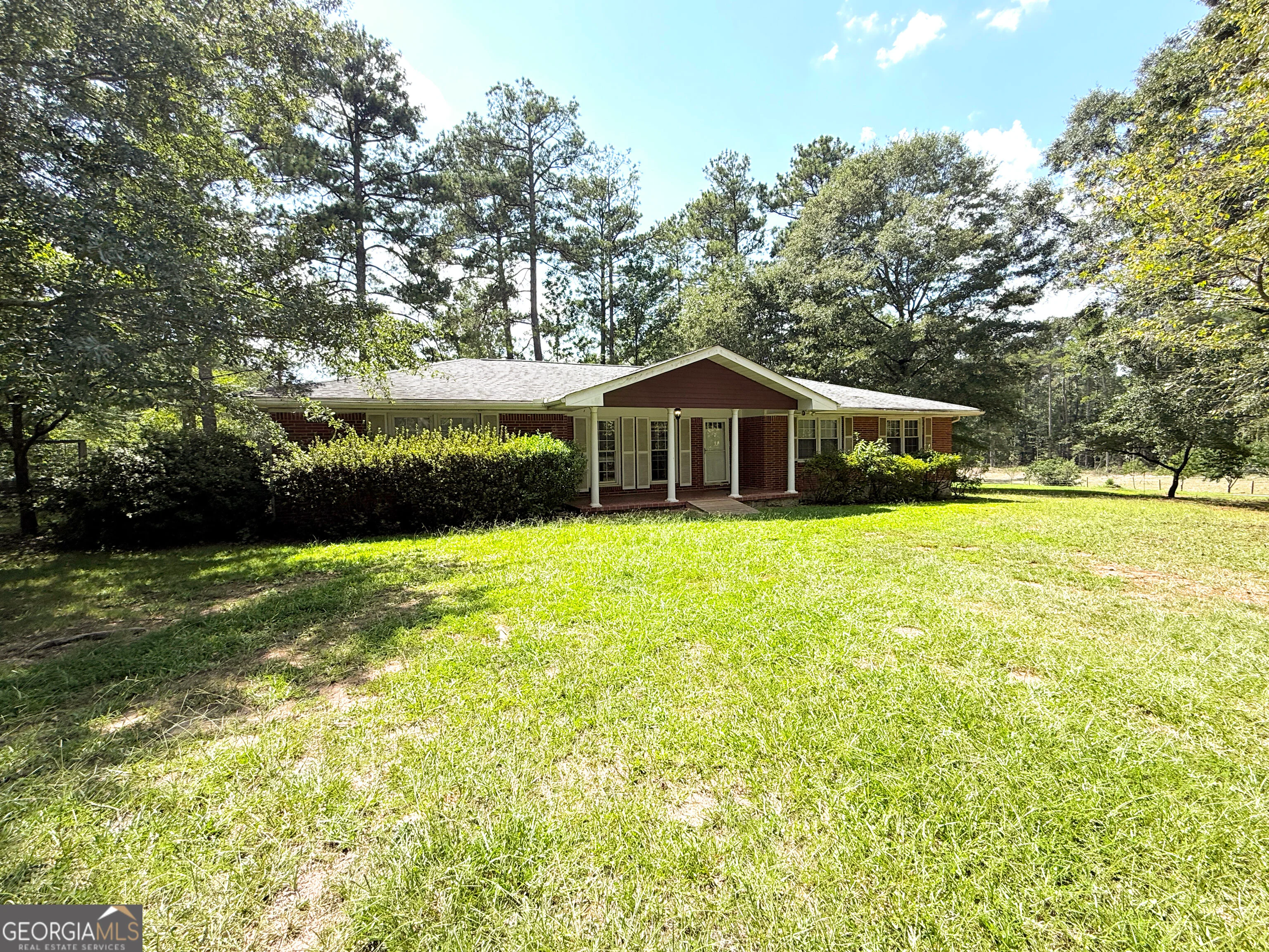 1571 Ebenezer Road SW
