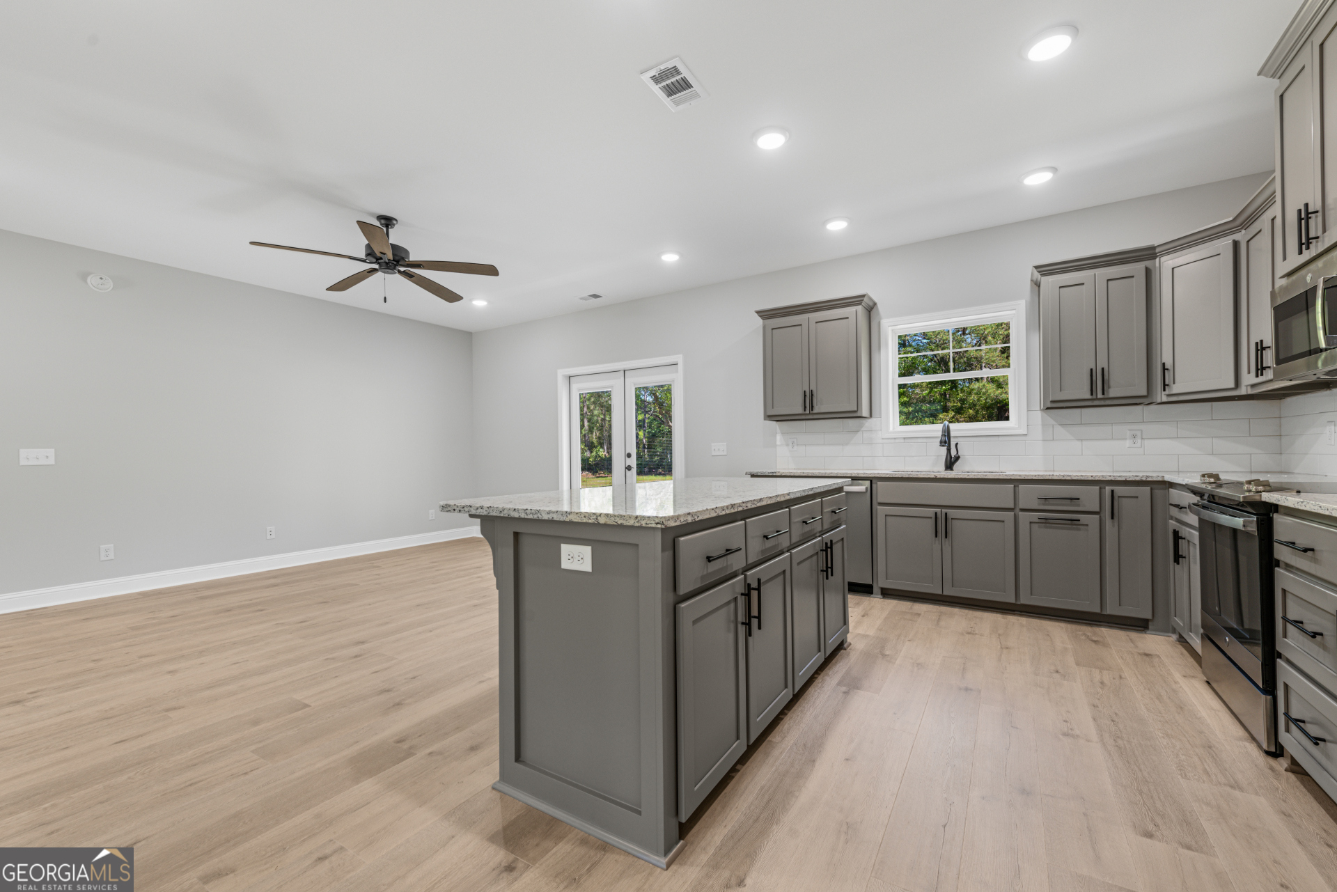 Old Mill Bluff - Residential