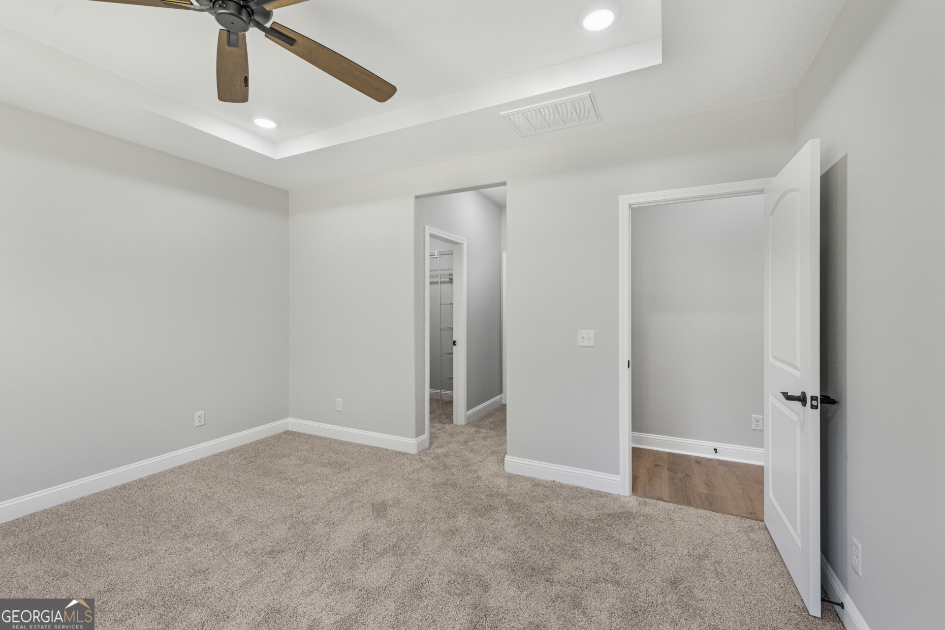 Old Mill Bluff - Residential