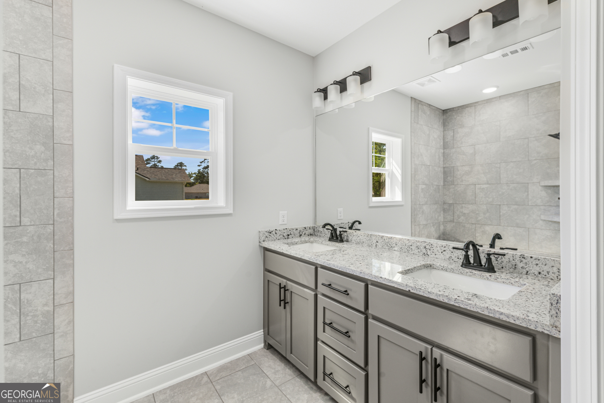 Old Mill Bluff - Residential