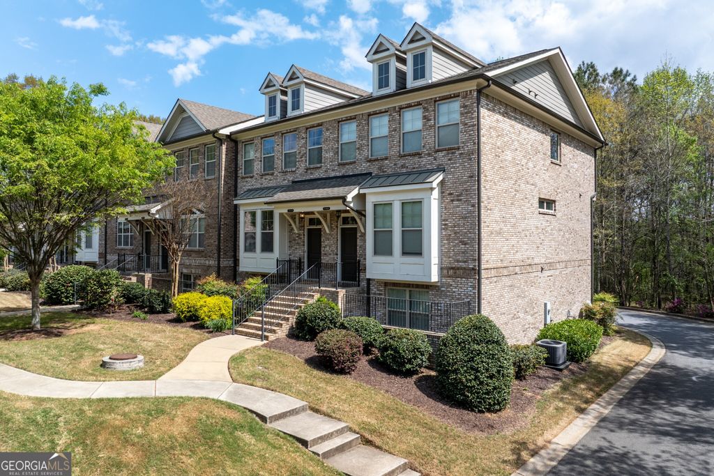 Photo of 7970 Willoughby Court, Alpharetta, GA 30005 (MLS # 10724181)