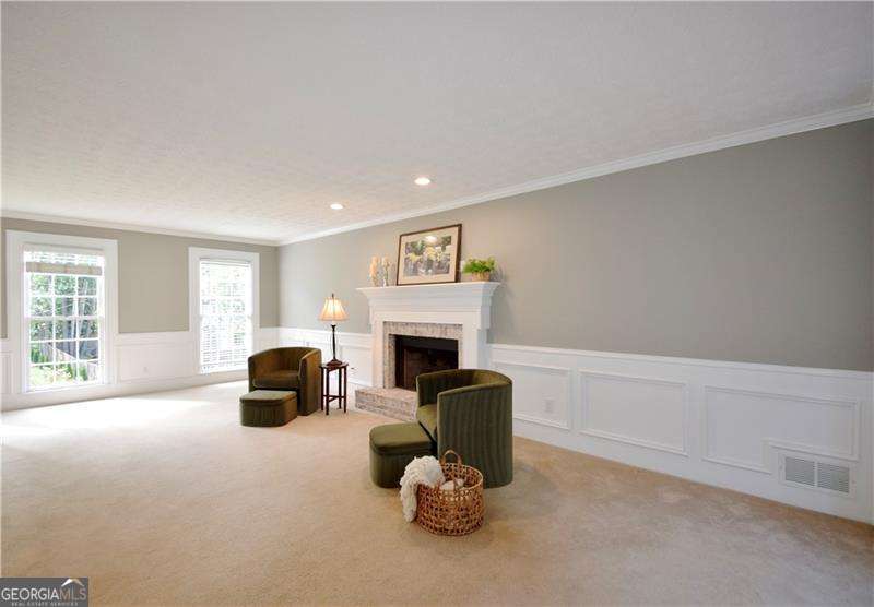 5040 PURITAN DR