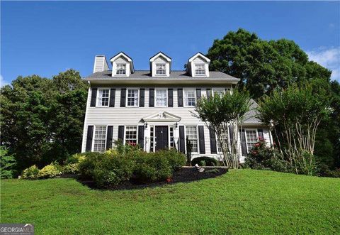 5040 PURITAN DR Sugar Hill GA 30518