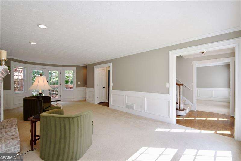 5040 PURITAN DR