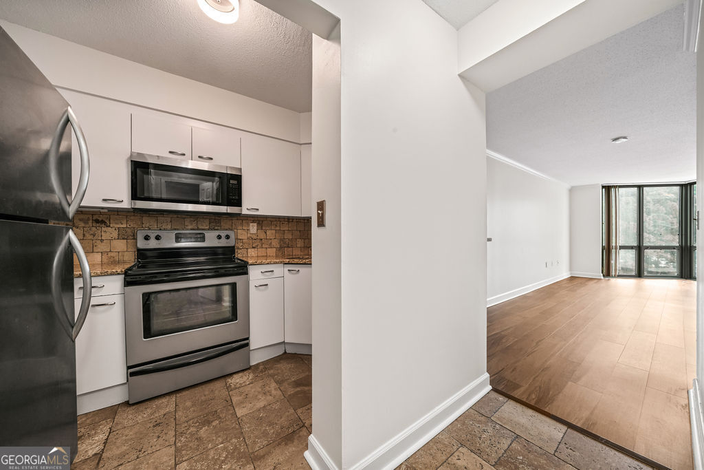 2870 Pharr Court South NW 203