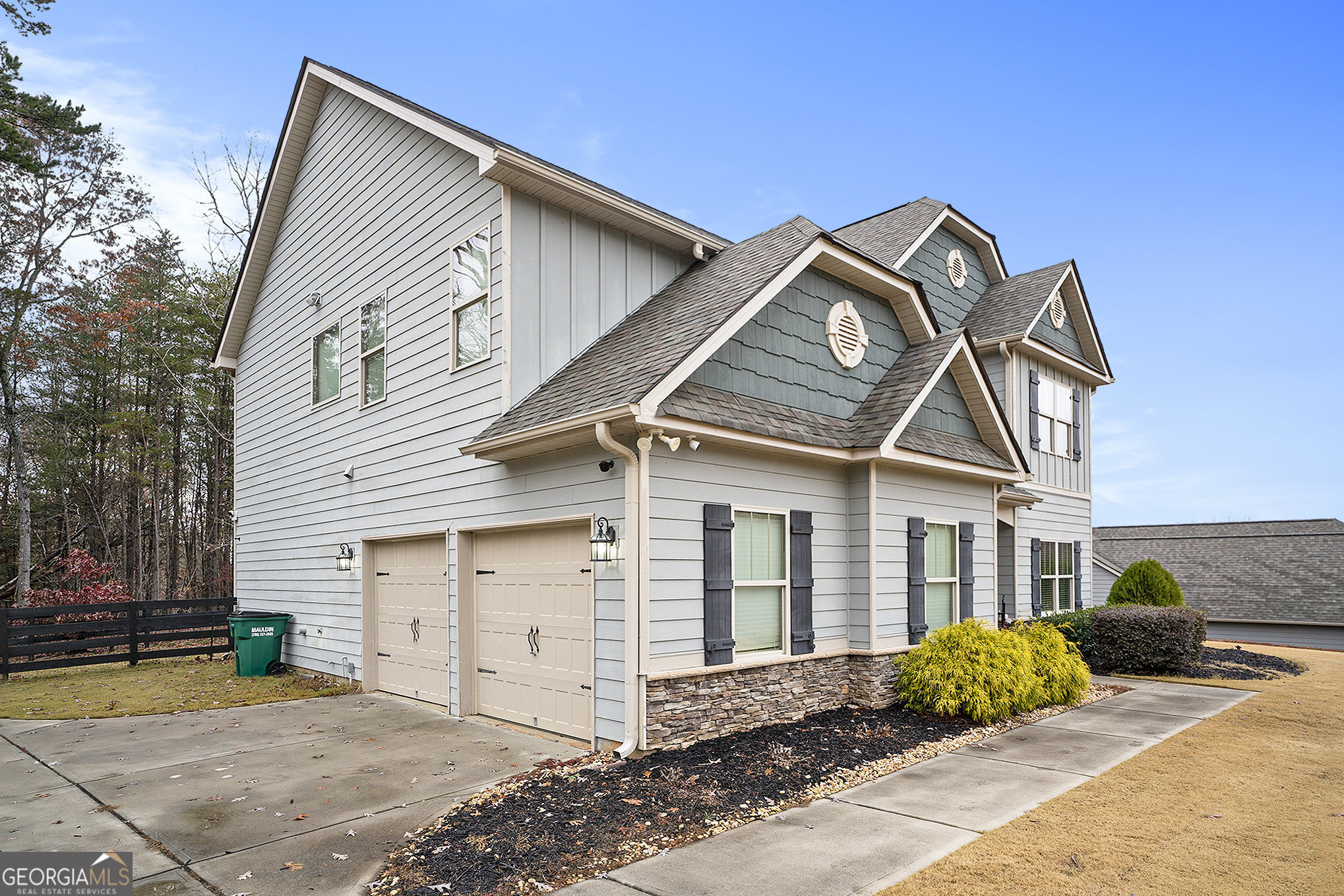 Foothills at Rydal - Residential