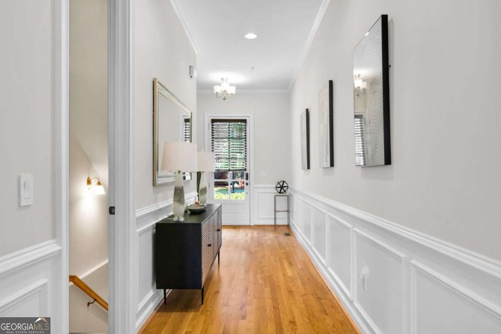 Photo of 910 Acadiana Drive, Sandy Springs, GA 30328 (MLS # 10736012)