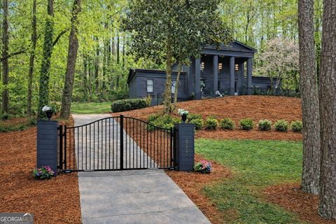 2525 Spalding DR Atlanta GA 30350